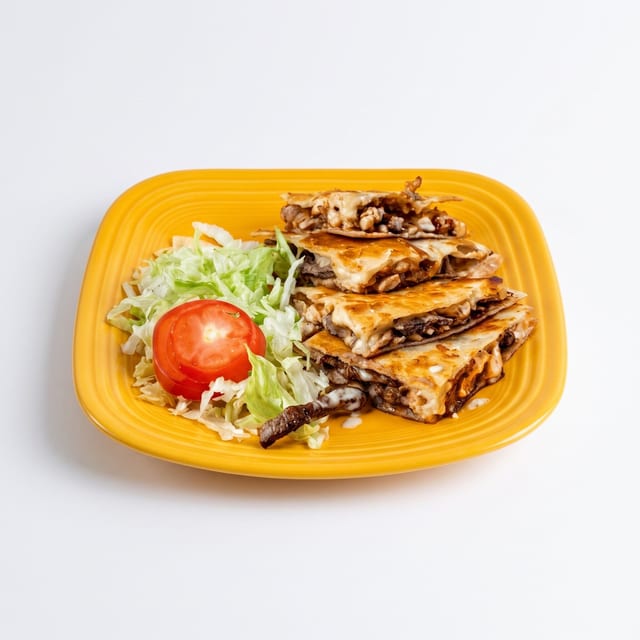 Quesadilla Ranchera (Ranch-Style Quesadilla).