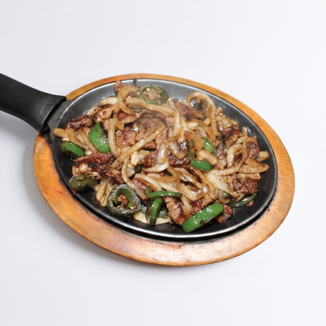 Carne Al Carbon (Charcoal-Grilled Steak).
